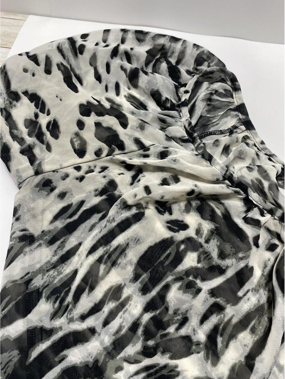 Women’s Black & White Tiger Print Dress Shirt, Size 1X, Good Condition - Picture 13 of 13